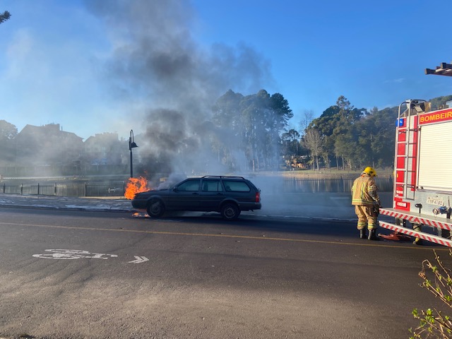 carro-incendio-lago-gramado