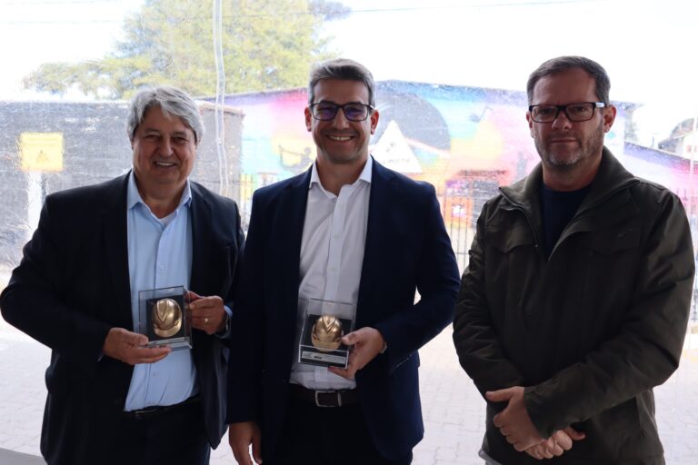 Fórum Minas e Energia prefeito Nestor, secretário Rodrigo e o vereador Rafael
